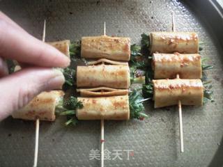 香辣烧烤豆腐串的做法步骤:12