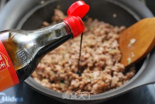 “清爽弹牙，香浓不腻”的夏季必备主食【炸酱凉面】的做法步骤：4