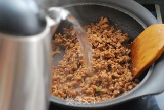 “清爽弹牙,香浓不腻”的夏季必备主食【炸酱凉面】的做法步骤:7