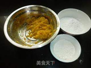 自制红薯饼(过程图15张)的做法步骤:2