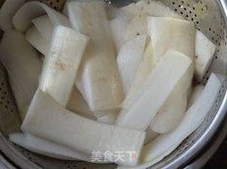【酱脆萝卜皮】----最受欢迎的餐前菜,好吃不在出身低的做法步骤:4