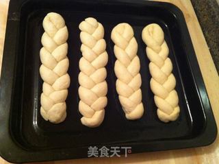 豆渣辫子面包的做法步骤:8