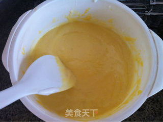 终于成功的戚风蛋糕的做法步骤:4