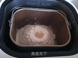 红豆芝麻餐包的做法步骤:4