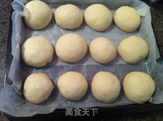 红豆芝麻餐包的做法步骤:10