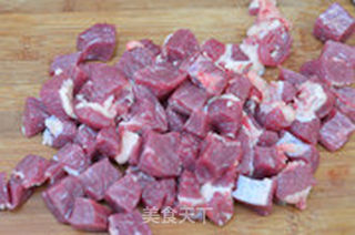 酸菜牛肉的做法步骤:2