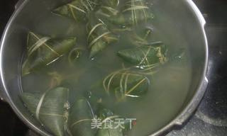 创意绿茶+蜜枣多口味棕子的做法步骤:5