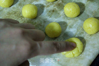 草莓酱酥饼的做法步骤:7