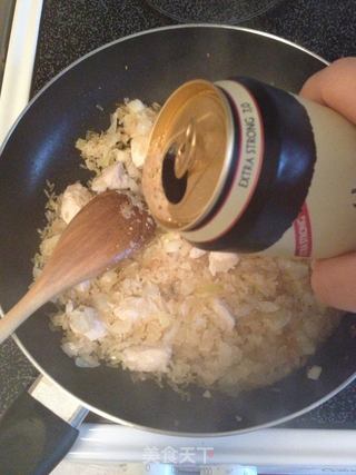 西班牙海鲜烩饭的做法步骤:4
