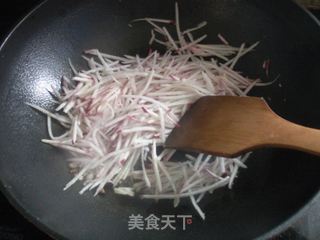 东北萝卜丝粉条汤的做法步骤:4