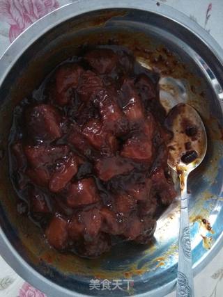 鲜肉蛋黄粽的做法步骤:4