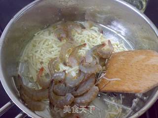 香蒜金菇鲜虾的做法步骤:8