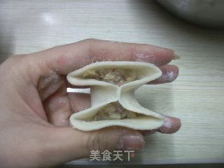 鸳鸯蒸饺的做法步骤:12
