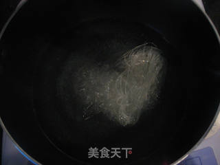 黄花菜芥末粉丝的做法步骤:3
