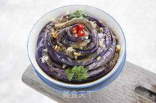 夏季出镜率最高的凉拌菜——手撕茄子(如何调配凉拌汁)的做法步骤:8