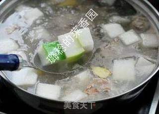 送给广大高考生一道清凉消暑、营养补钙汤 ——【带皮冬瓜排骨汤】的做法步骤:7
