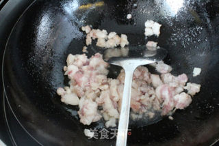 番茄肉酱香肠排排队意大利面的做法步骤:7