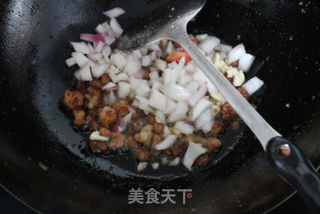 番茄肉酱香肠排排队意大利面的做法步骤:10