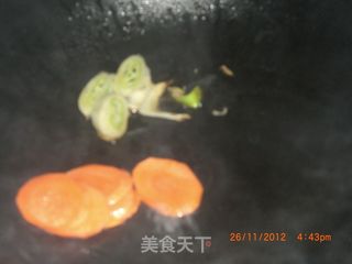 大白菜炒魔芋的做法步骤：5