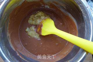 巧克力香蕉纸杯蛋糕的做法步骤:7