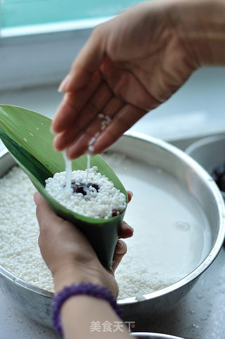 红豆粽的做法步骤:7