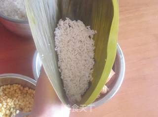 双味肉粽的做法步骤:10