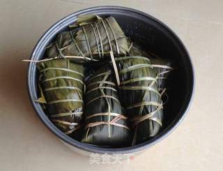 双味肉粽的做法步骤:16