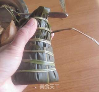 双味肉粽的做法步骤:15