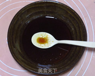 【萧丫头】辣拌西瓜皮金针菇的做法步骤:3