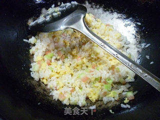 鸡蛋西瓜皮炒饭的做法步骤：12