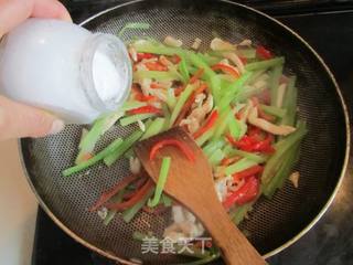 芹菜鸡丝的做法步骤：9