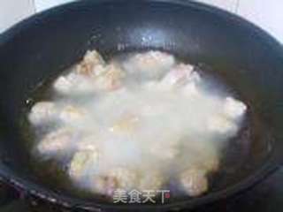 菠萝咕咾肉的做法步骤：2