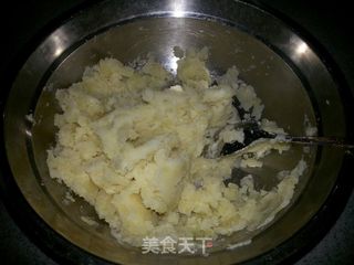 笑脸土豆饼的做法步骤:2