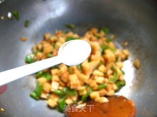 一个人的快手午餐——豆角炒馍的做法步骤：12