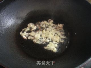 炝汤黄面条的做法步骤:4