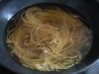 炝汤黄面条的做法步骤:7
