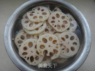 益胃健脾补充钙质的【腔骨莲藕汤】的做法步骤:2
