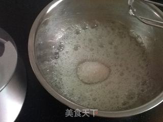 戚风蛋糕的做法步骤：2