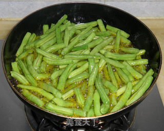 干煸四季豆的做法步骤:4