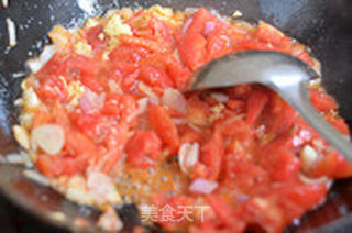 蕃茄鸡蛋意面的做法步骤:6