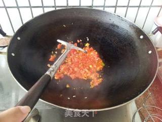 足量至尊鲜虾三文鱼披萨的做法步骤:2