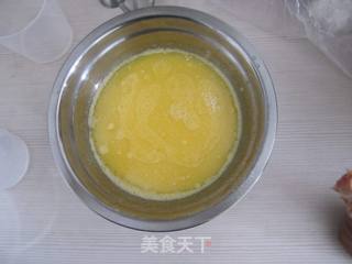 抹茶蛋糕卷的做法步骤:2