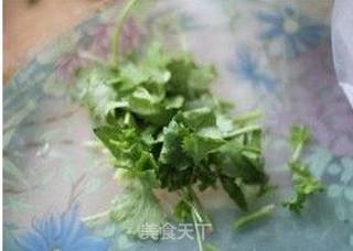 详细22图教你做助家人轻松过苦夏的街头小吃——凉皮的做法步骤:13