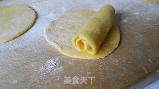 让面食不再单调--------玫瑰花馒头的做法步骤:12