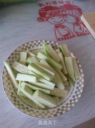 鱼香茄条的做法步骤:2