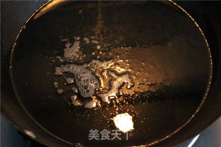 蛋黄焗皮皮虾的做法步骤:3