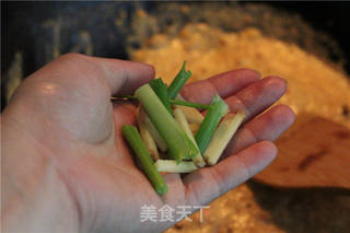 蛋黄焗皮皮虾的做法步骤:9