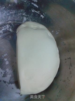 鲜嫩多汁的牛肉水饺的做法步骤：2
