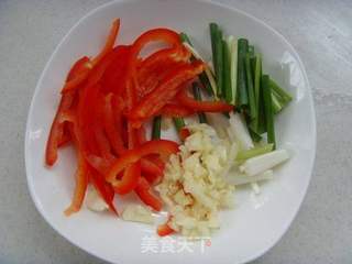 清爽凉拌菜:排毒美颜----凉拌海茸丝的做法步骤:4