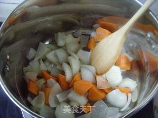 家常下饭菜---日式焖牛肉的做法步骤:4